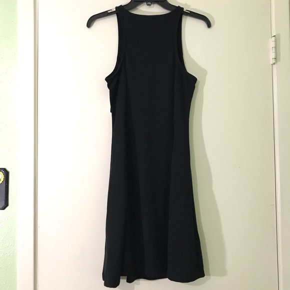 Old navy sleeveless black dress - Picture 2 of 6